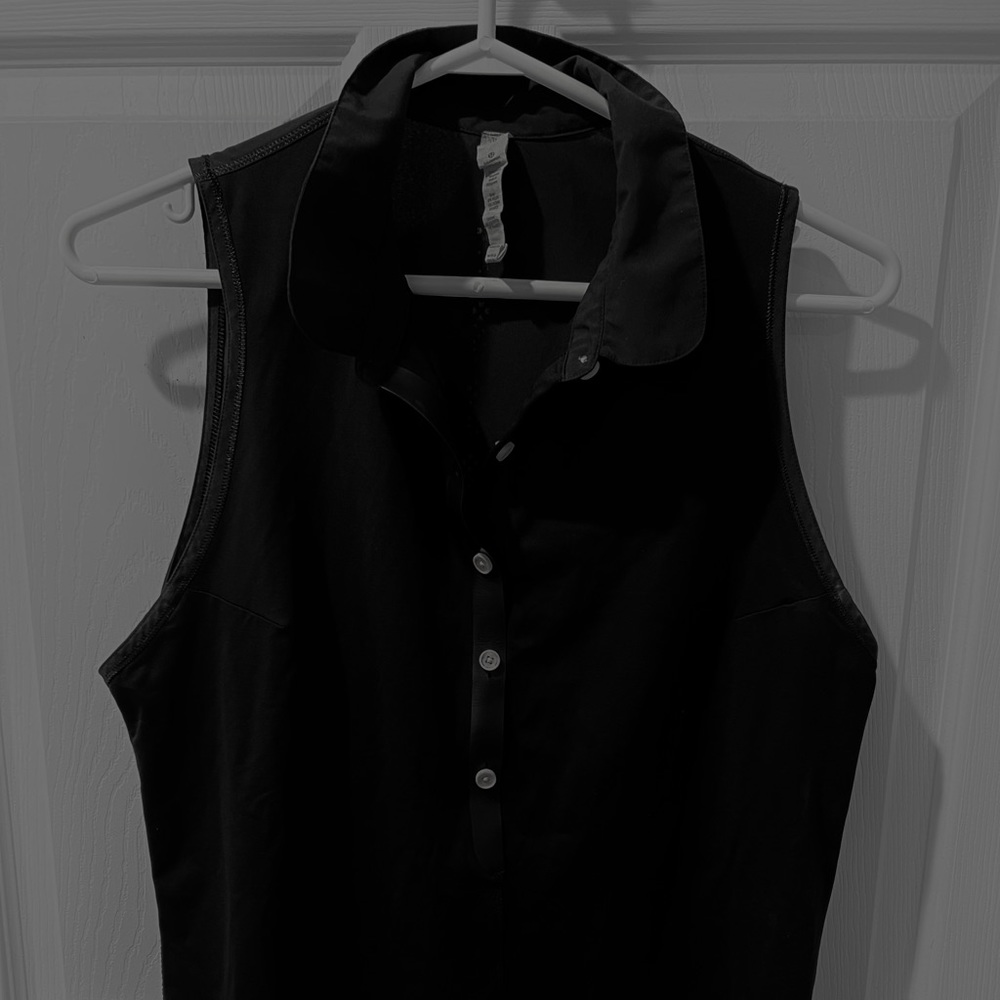 Lululemon sleeveless polo shirt. Size 10.